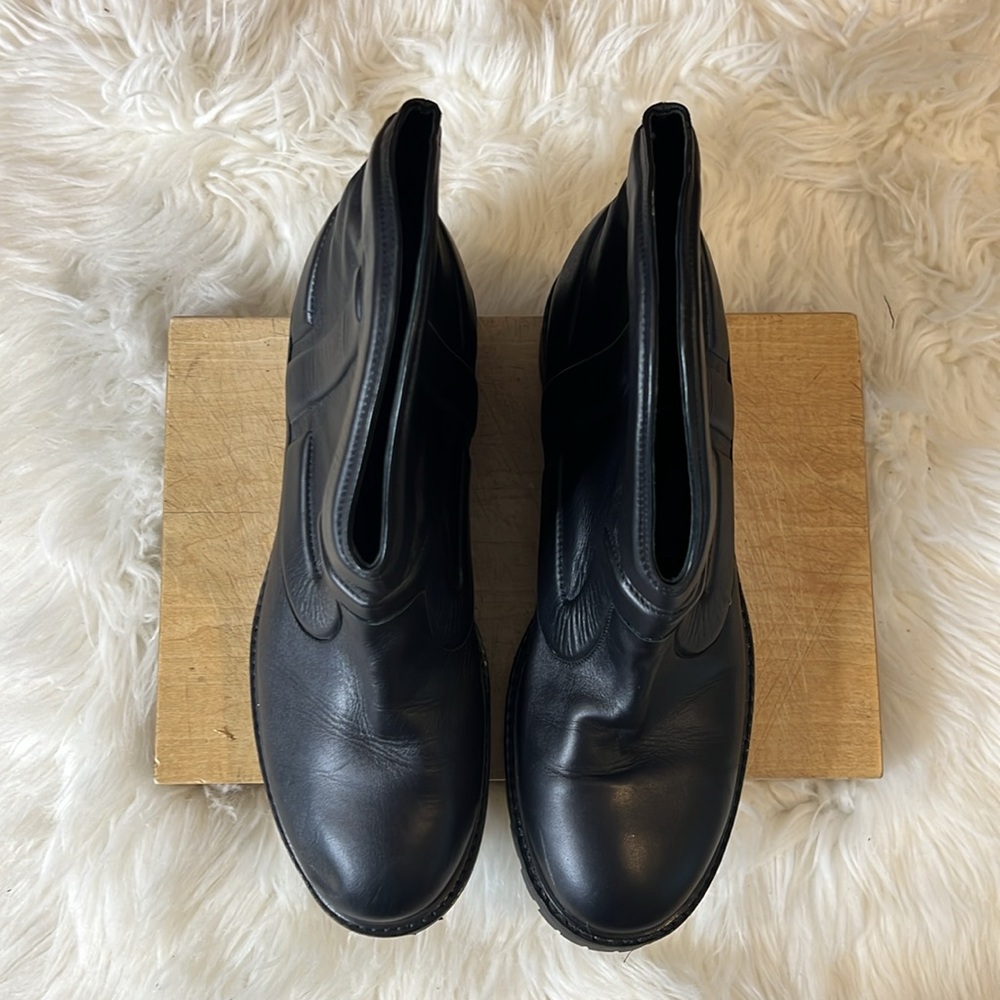 Fendi Slip On Lug Sole Moto Boot - Picture 2 of 10